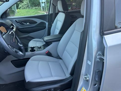 Used 2022 GMC Terrain SLE w/ Driver Convenience Package FWD image 16