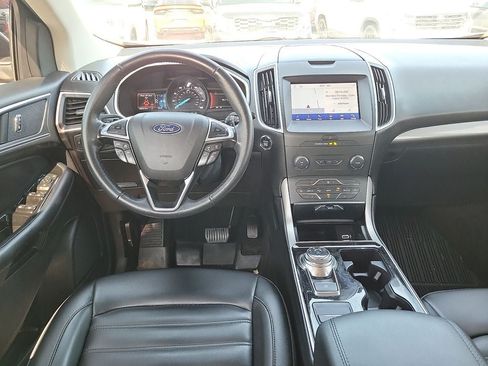 Used 2019 Ford Edge SEL w/ Equipment Group 201A AWD/4WD image 10