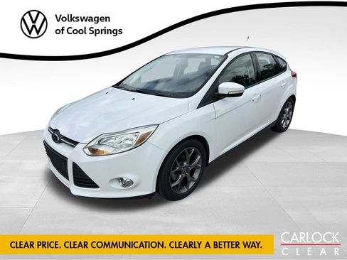 Used 2013 Ford Focus SE FWD image 1