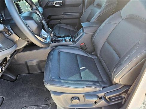 New 2025 Ford Bronco Big Bend w/ Black Diamond Package image 4