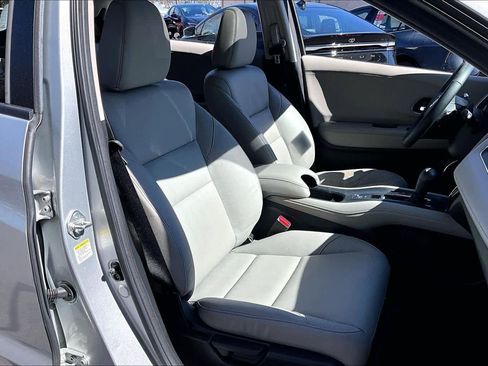 Used 2016 Honda HR-V EX-L image 9