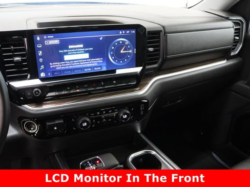 Used 2025 Chevrolet Silverado 1500 LT w/ Leather Package image 16