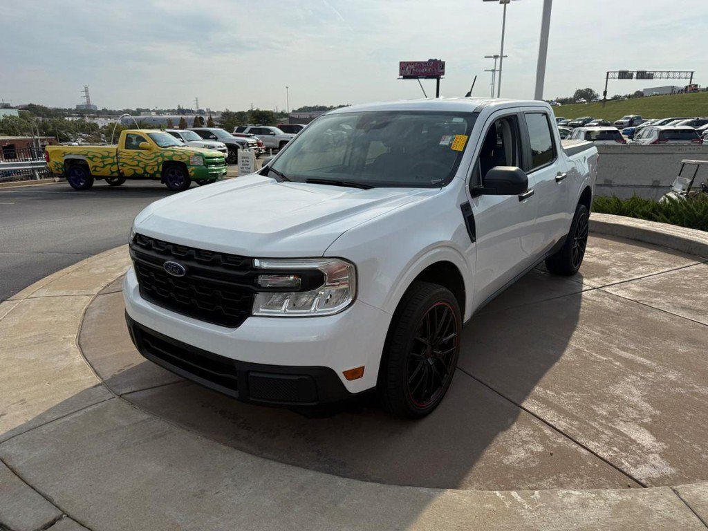 Used 2023 Ford Maverick XL FWD image 9