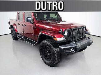 Used 2021 Jeep Gladiator Sport AWD/4WD video 1