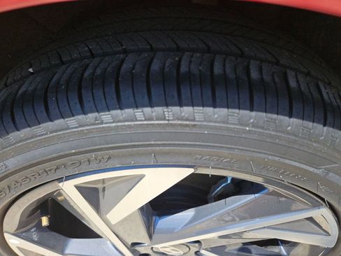 Used 2025 Hyundai Elantra SEL FWD image 27
