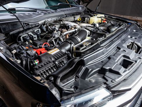 Used 2021 Ford F350 Platinum image 37