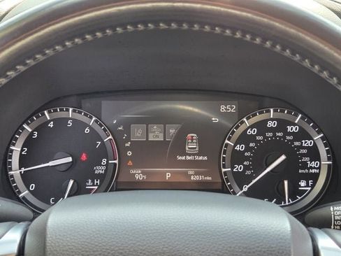 Used 2021 Toyota Highlander XLE AWD/4WD image 28