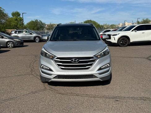 Used 2017 Hyundai Tucson Value w/ Cargo Package image 2