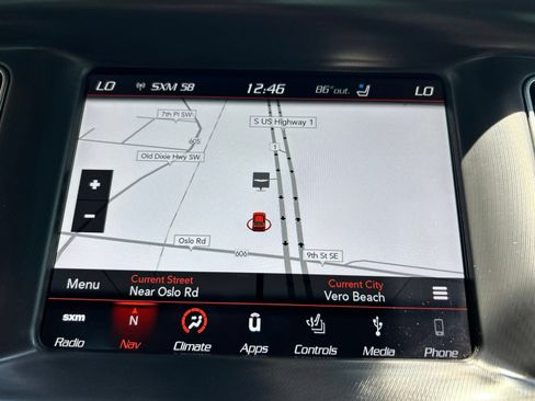 Certified 2019 Dodge Charger Scat Pack w/ Dynamics Package RWD image 17