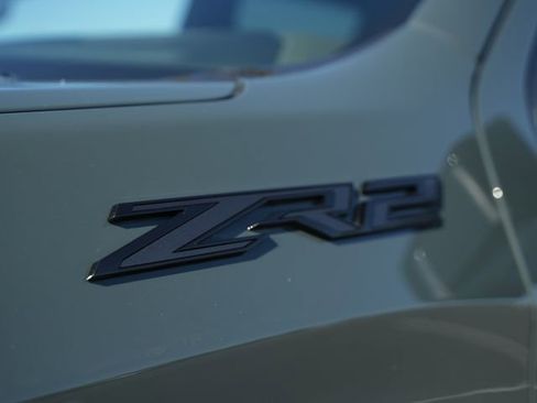 Used 2026 Chevrolet Silverado 1500 ZR2 w/ Dark Appearance Package AWD/4WD image 44