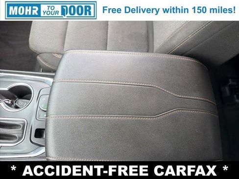Used 2019 Chevrolet Traverse LT AWD/4WD image 21