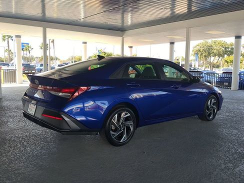 Used 2025 Hyundai Elantra Sport image 4