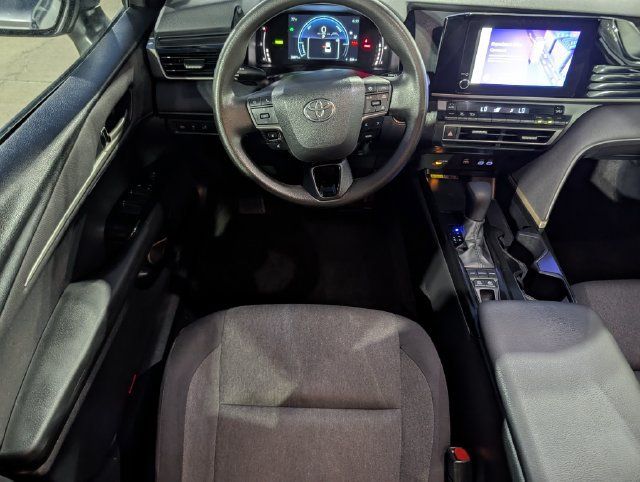 Used 2025 Toyota Camry LE FWD image 12
