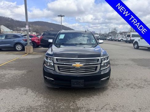 Used 2015 Chevrolet Suburban LTZ image 2