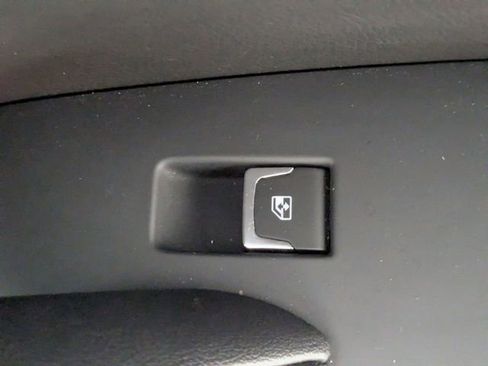 Used 2016 Chevrolet Corvette Stingray Coupe w/ 2LT Preferred Equipment Group image 23