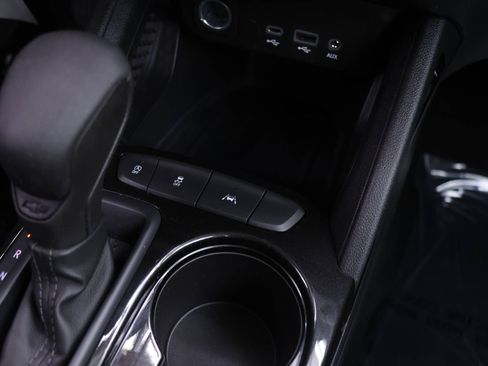 Used 2023 Chevrolet TrailBlazer LS FWD image 9