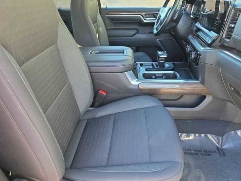 Used 2022 Chevrolet Silverado 1500 LT Trail Boss w/ Protection Package image 18