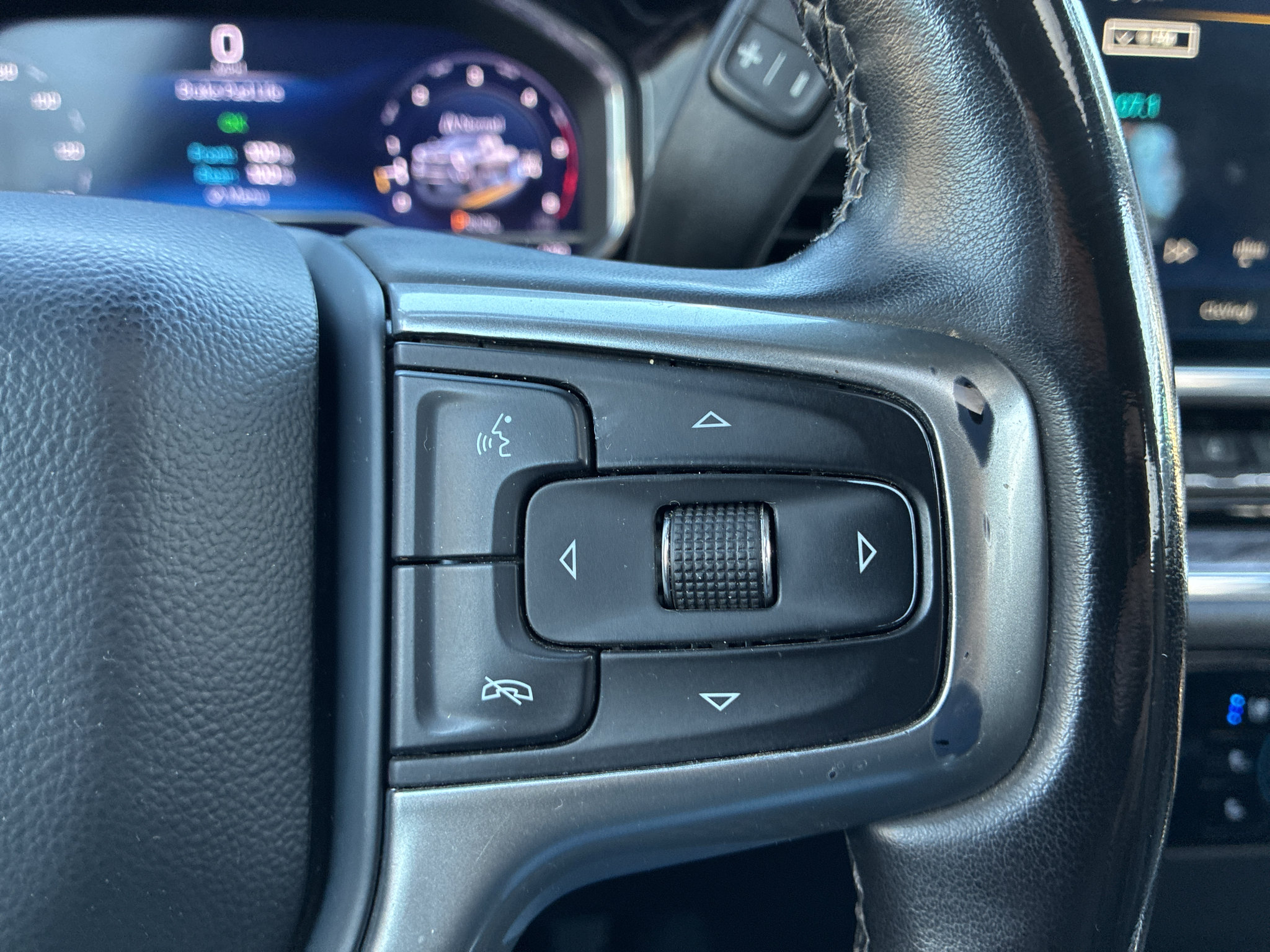 Used 2024 Chevrolet Silverado 2500 LTZ w/ LTZ Plus Package AWD/4WD image 28
