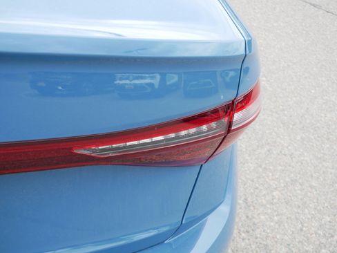 Used 2025 Volkswagen Jetta GLI Autobahn FWD image 17