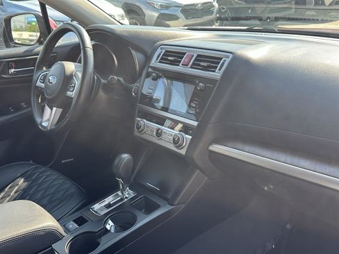 Used 2016 Subaru Outback 3.6R Limited AWD/4WD image 10