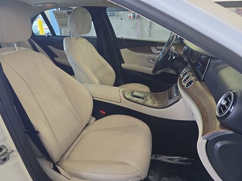 Certified 2021 Mercedes-Benz E 350 4MATIC Sedan image 11