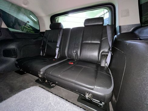 Used 2013 Chevrolet Tahoe LT image 15