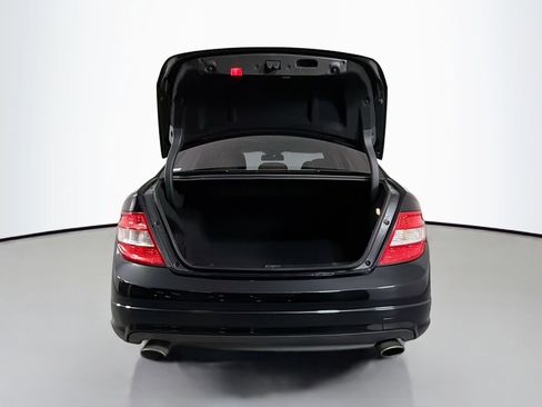 Used 2010 Mercedes-Benz C 300 Sedan image 27