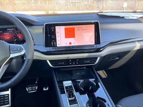 New 2026 Volkswagen Atlas Peak Edition image 12