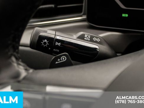 Used 2024 Kia EV9 Land image 32