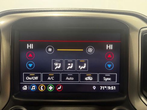 Used 2019 Chevrolet Silverado 1500 LTZ w/ LTZ Convenience Package AWD/4WD image 34