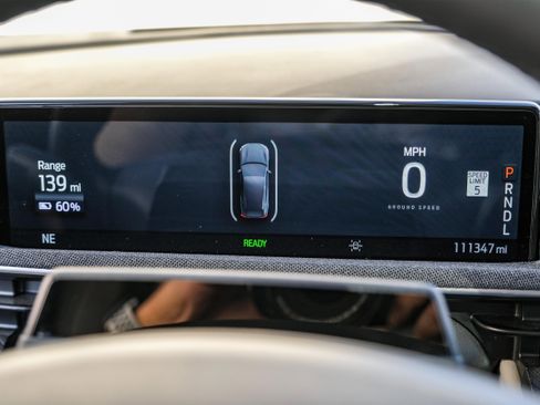 Used 2022 Ford Mustang Mach-E Premium image 18