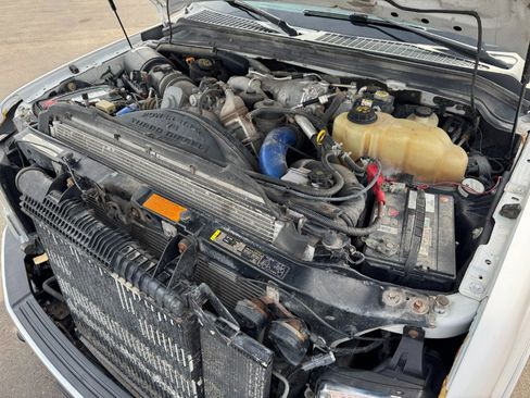 Used 2010 Ford F350 Lariat image 22