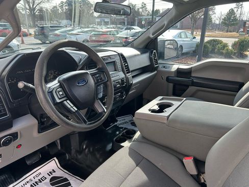 Used 2016 Ford F150 XL w/ Equipment Group 101A Mid image 9