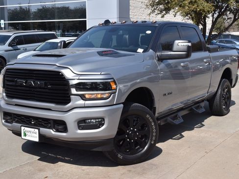 Used 2024 RAM 2500 Laramie w/ Night Edition image 44