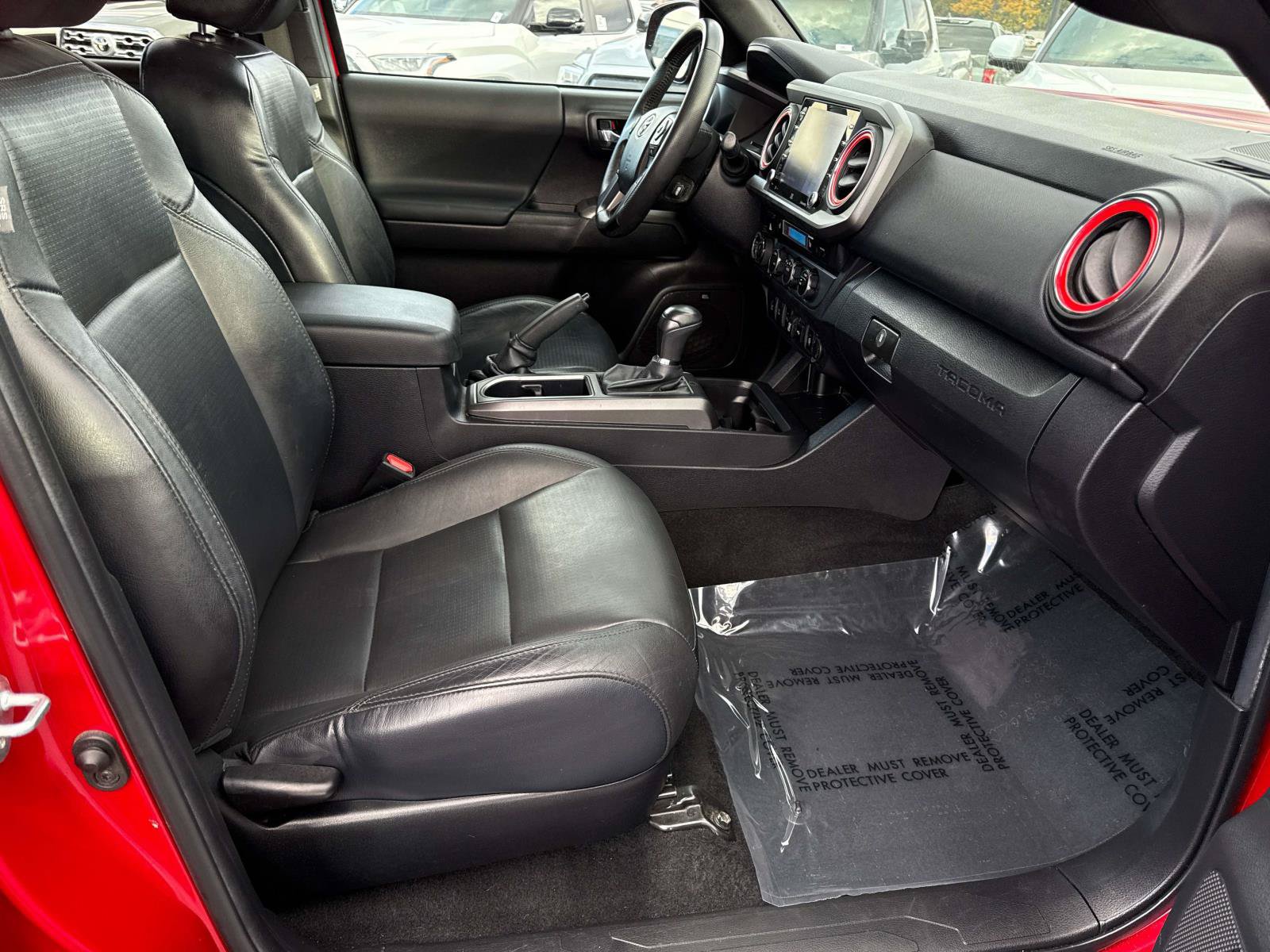 Used 2022 Toyota Tacoma TRD Off-Road w/ TRD Premium Off Road Package AWD/4WD image 23