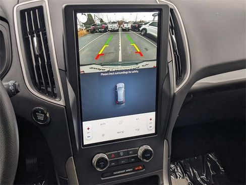 New 2024 Ford Edge SE w/ Black Appearance Package image 22