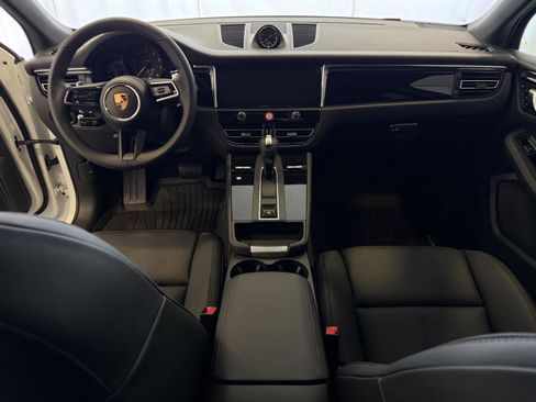 New 2026 Porsche Macan Turbo image 17