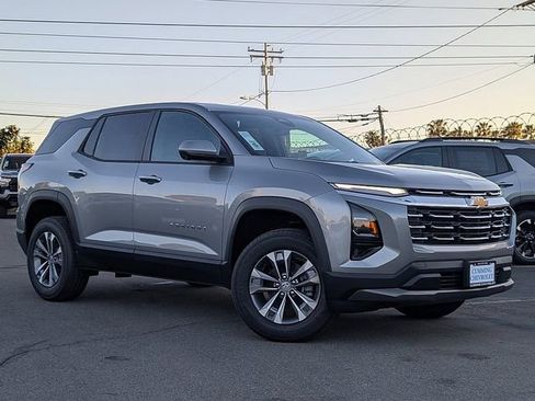 New 2026 Chevrolet Equinox LT w/ Safety and Technology Package image 2