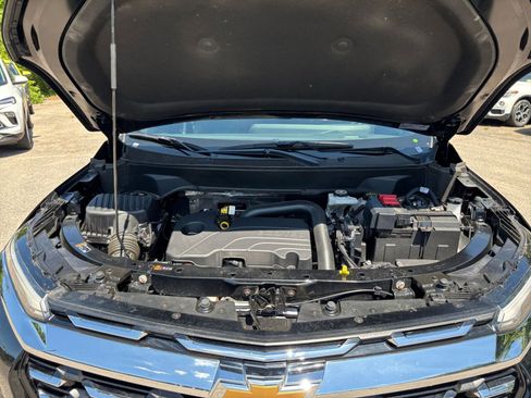 Used 2025 Chevrolet Equinox LT FWD image 28