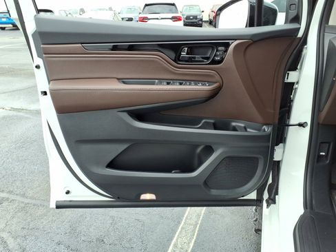 New 2026 Honda Odyssey Elite image 13