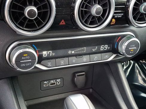 Certified 2023 Nissan Sentra SR image 17