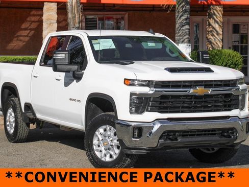 Used 2024 Chevrolet Silverado 2500 LT image 2
