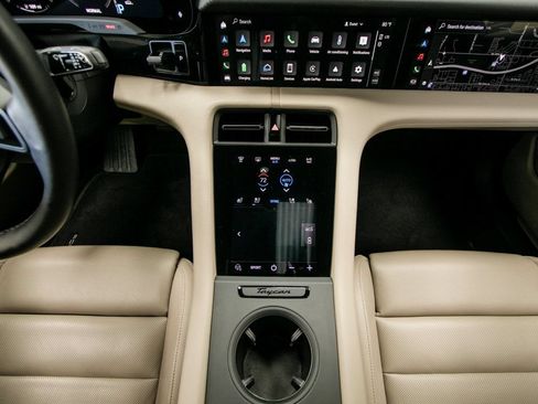 Used 2024 Porsche Taycan 4S AWD/4WD image 20