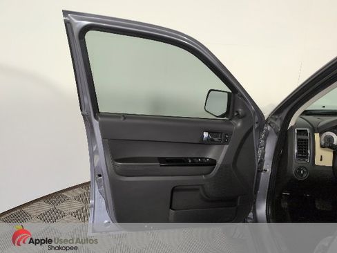 Used 2008 MAZDA Tribute s image 10