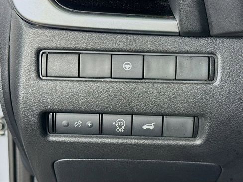 Certified 2023 Nissan Rogue SL FWD image 19