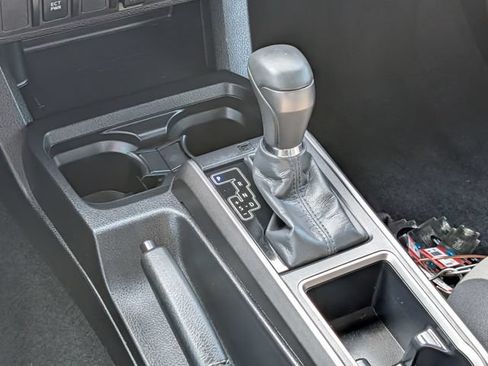 Used 2023 Toyota Tacoma TRD Sport AWD/4WD image 12