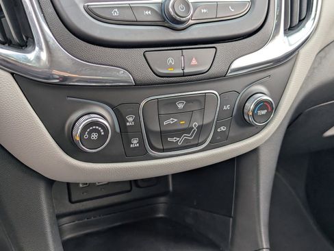 Used 2023 Chevrolet Equinox LS w/ LS Convenience Package image 29