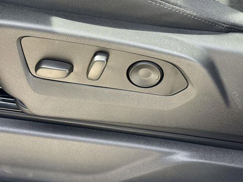 Used 2025 Chevrolet Silverado 1500 Custom Trail Boss image 32