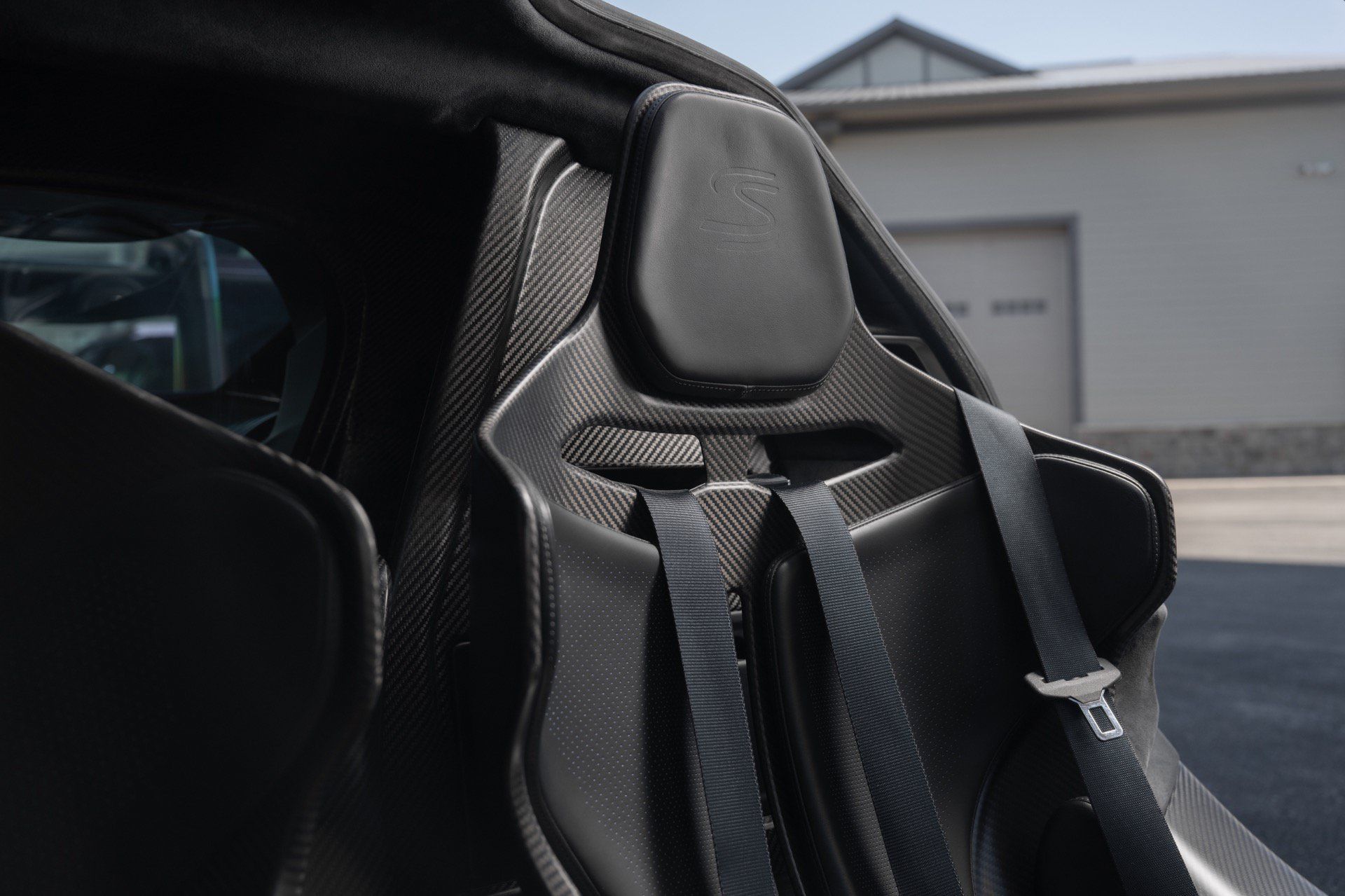 Used 2019 McLaren Senna RWD image 89