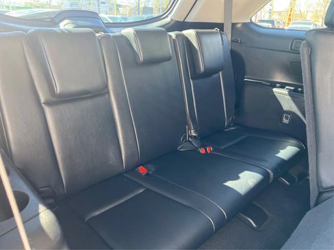 Used 2019 Toyota Highlander XLE image 34